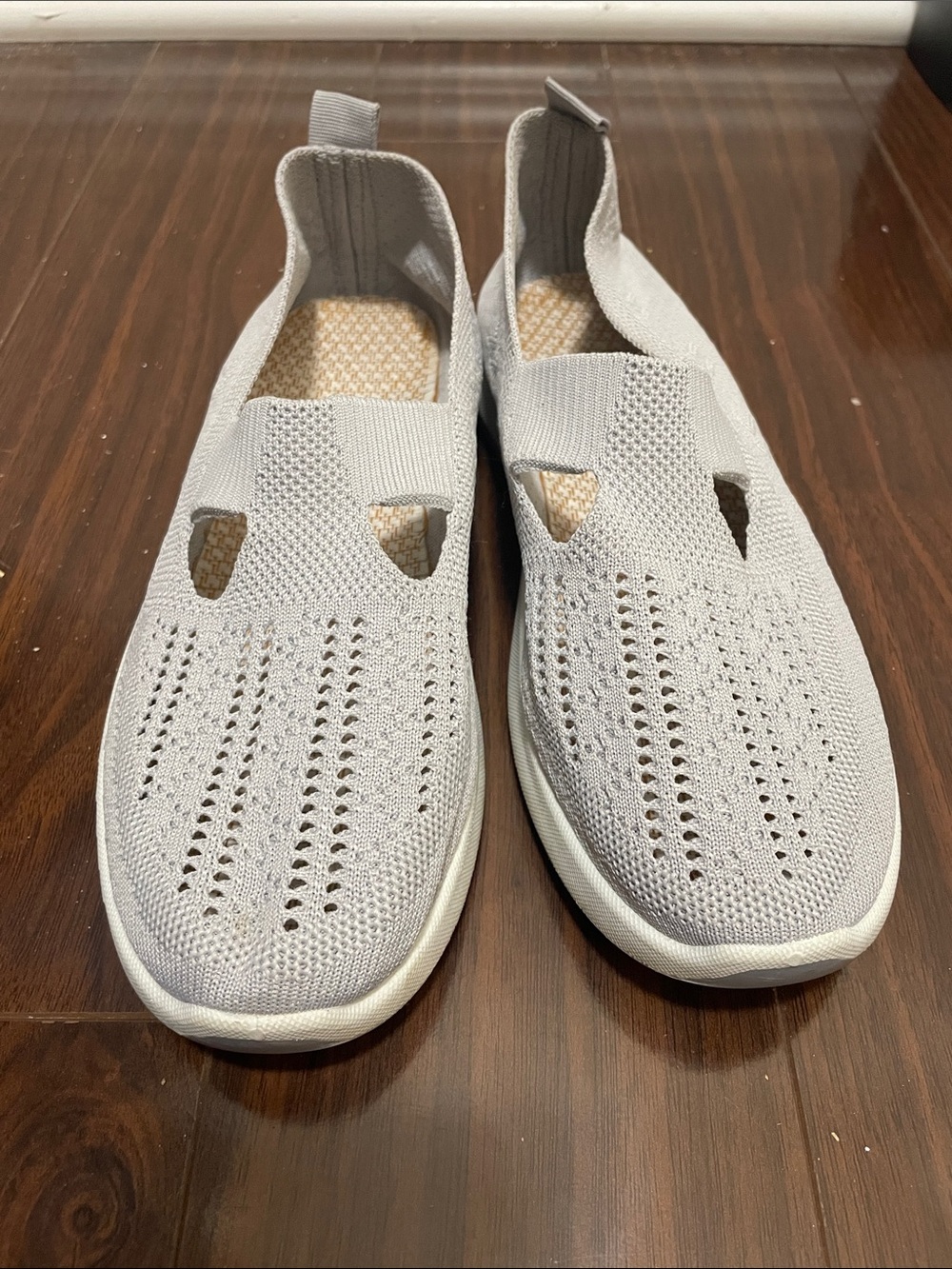 Women’s Light Gray Orthopedic Walking Shoe